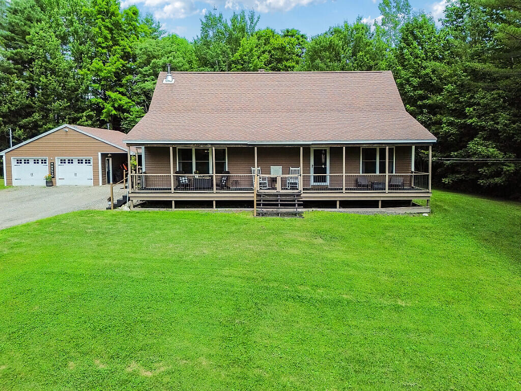 Property Photo: 9 Archer Road ME 04937
