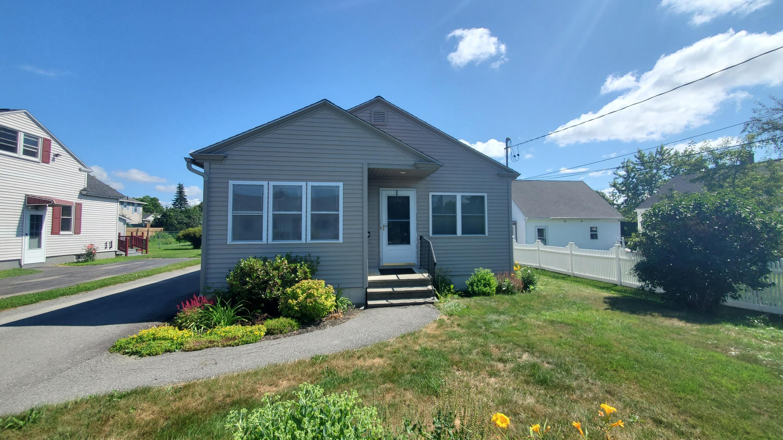 Property Photo:  9 Wood Street  ME 04401 