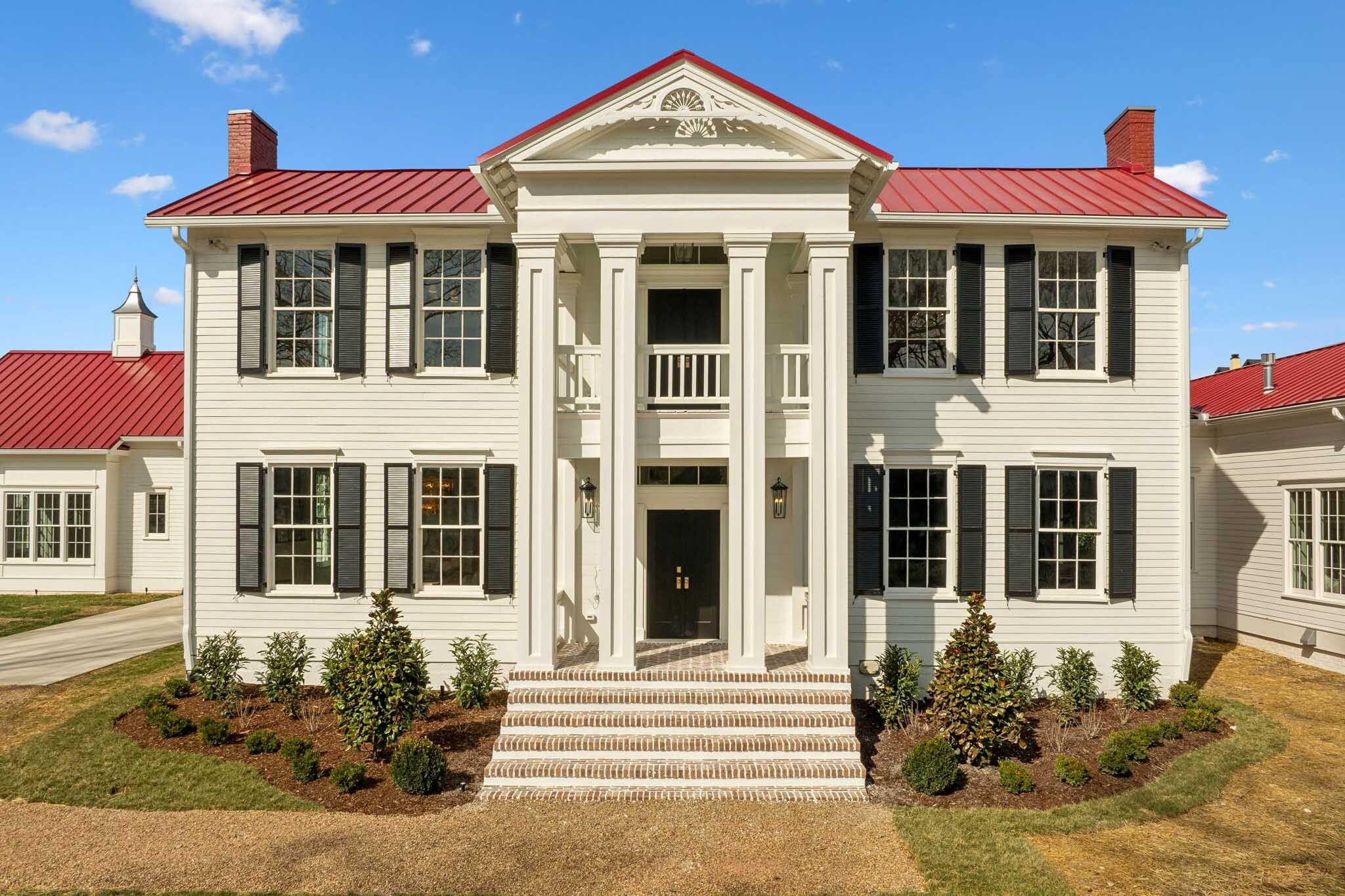 Property Photo: 8318 Moores Ln TN 37027