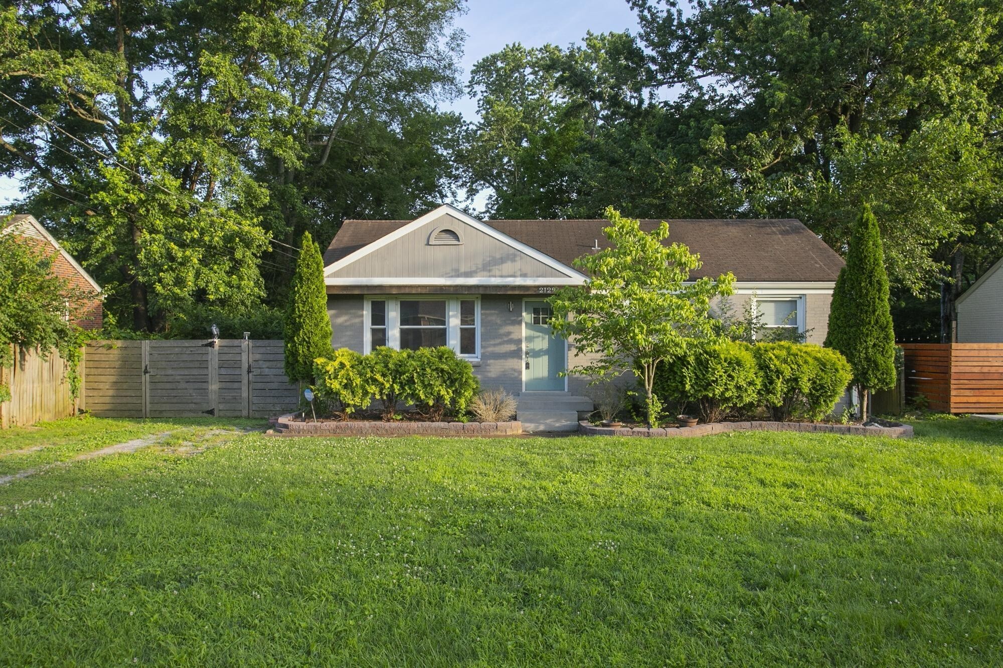 Property Photo: 2129 Crystal Dr TN 37210