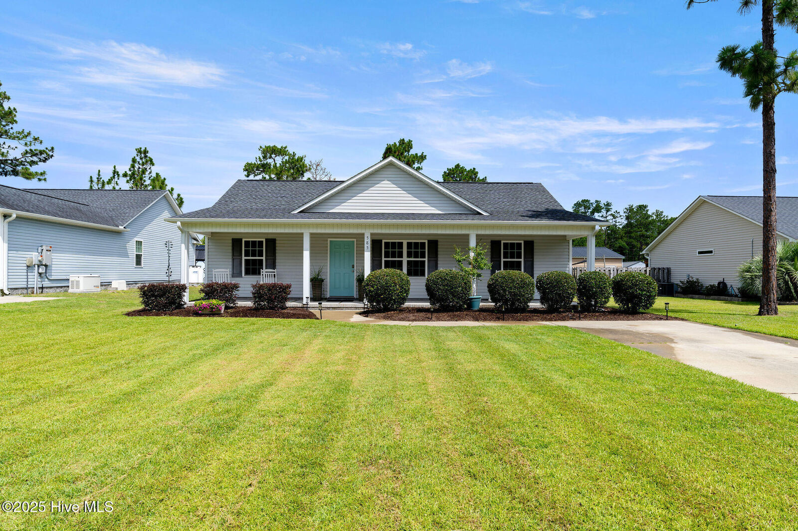 Property Photo:  585 Mission Road  NC 28461 