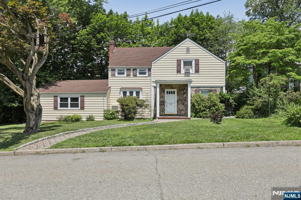 Property Photo:  731 Wendel Place  NJ 07666 