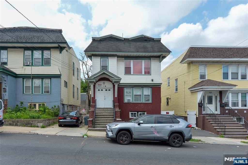 Property Photo:  719 18th Avenue  NJ 07111 