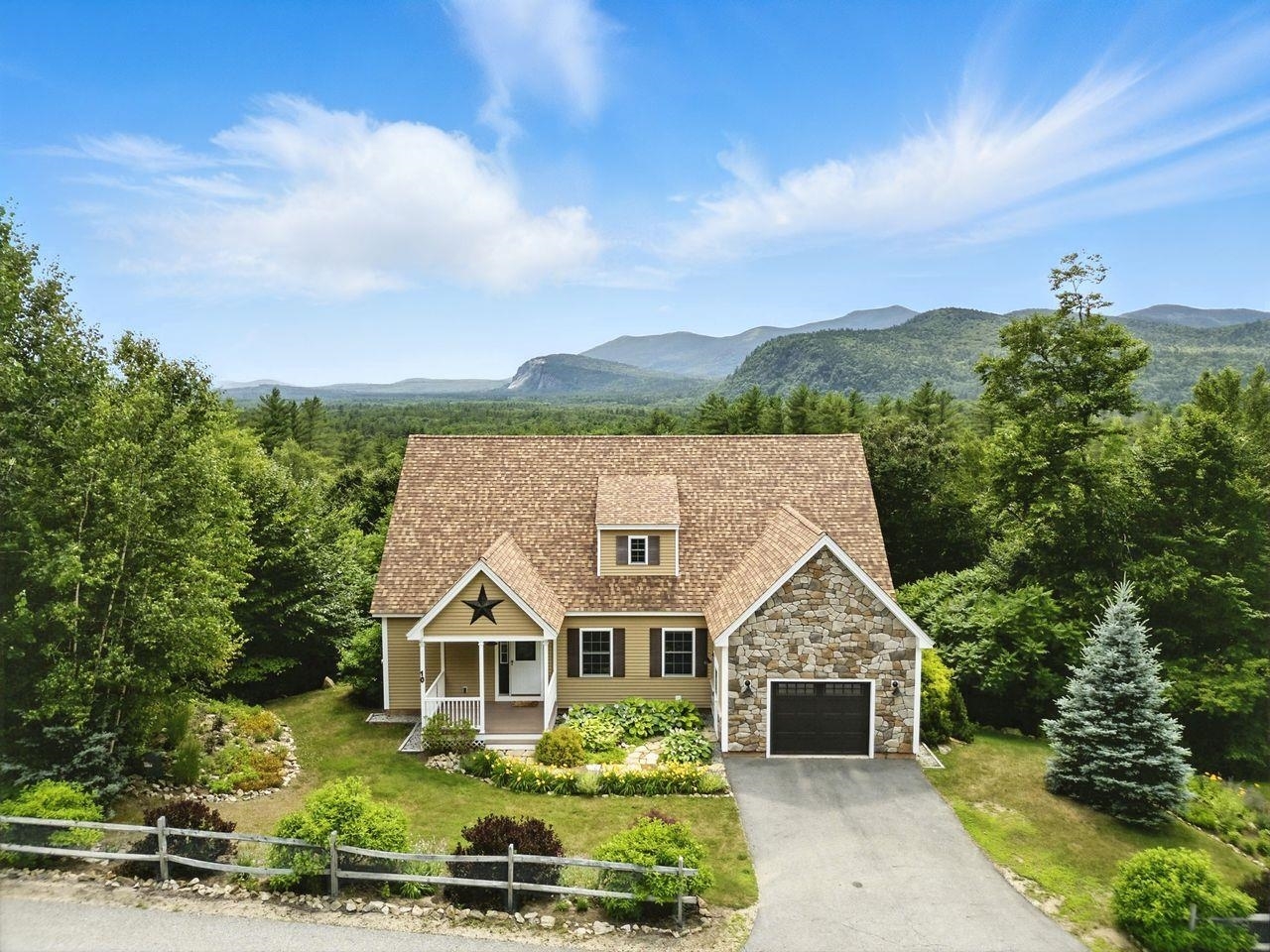Property Photo: 10 Beechwoods At Intervale NH 03812