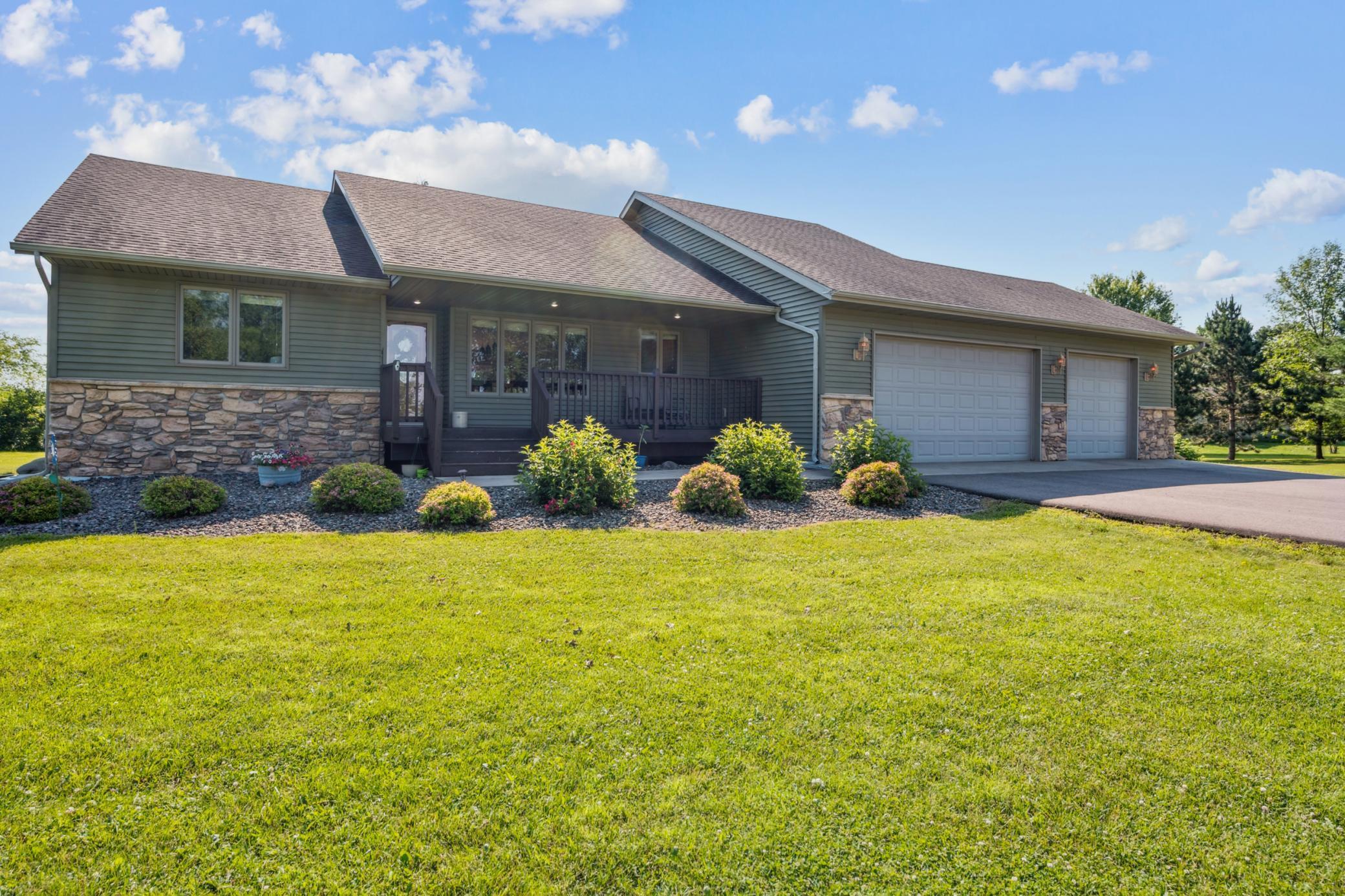 Property Photo: 2588 Little Telander Drive MN 55051