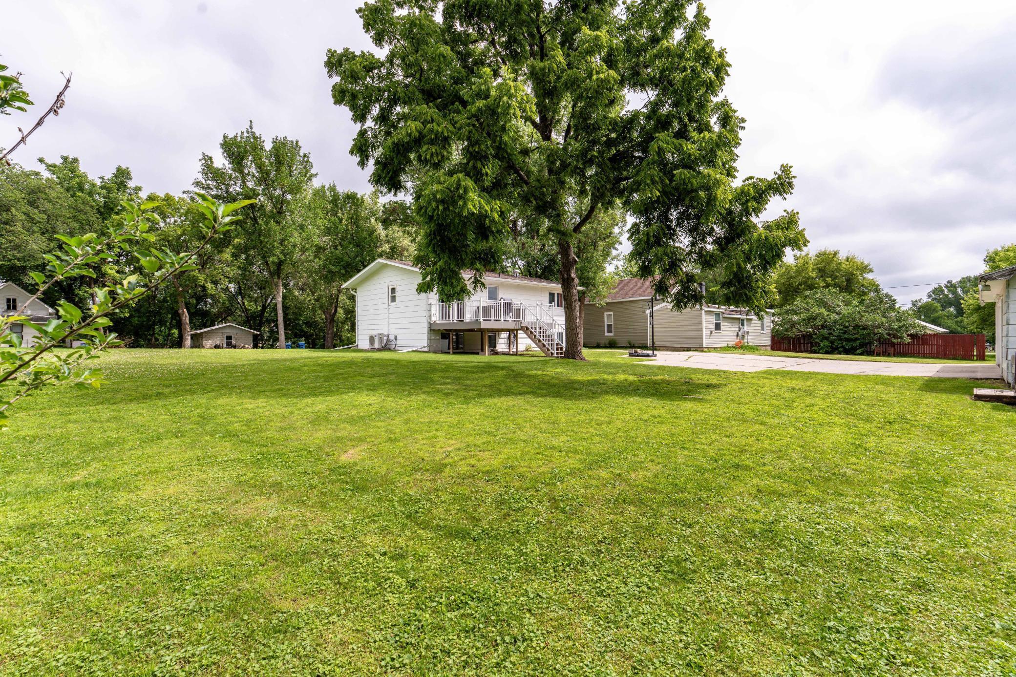 Property Photo:  516 E Gustavus Avenue  MN 56537 