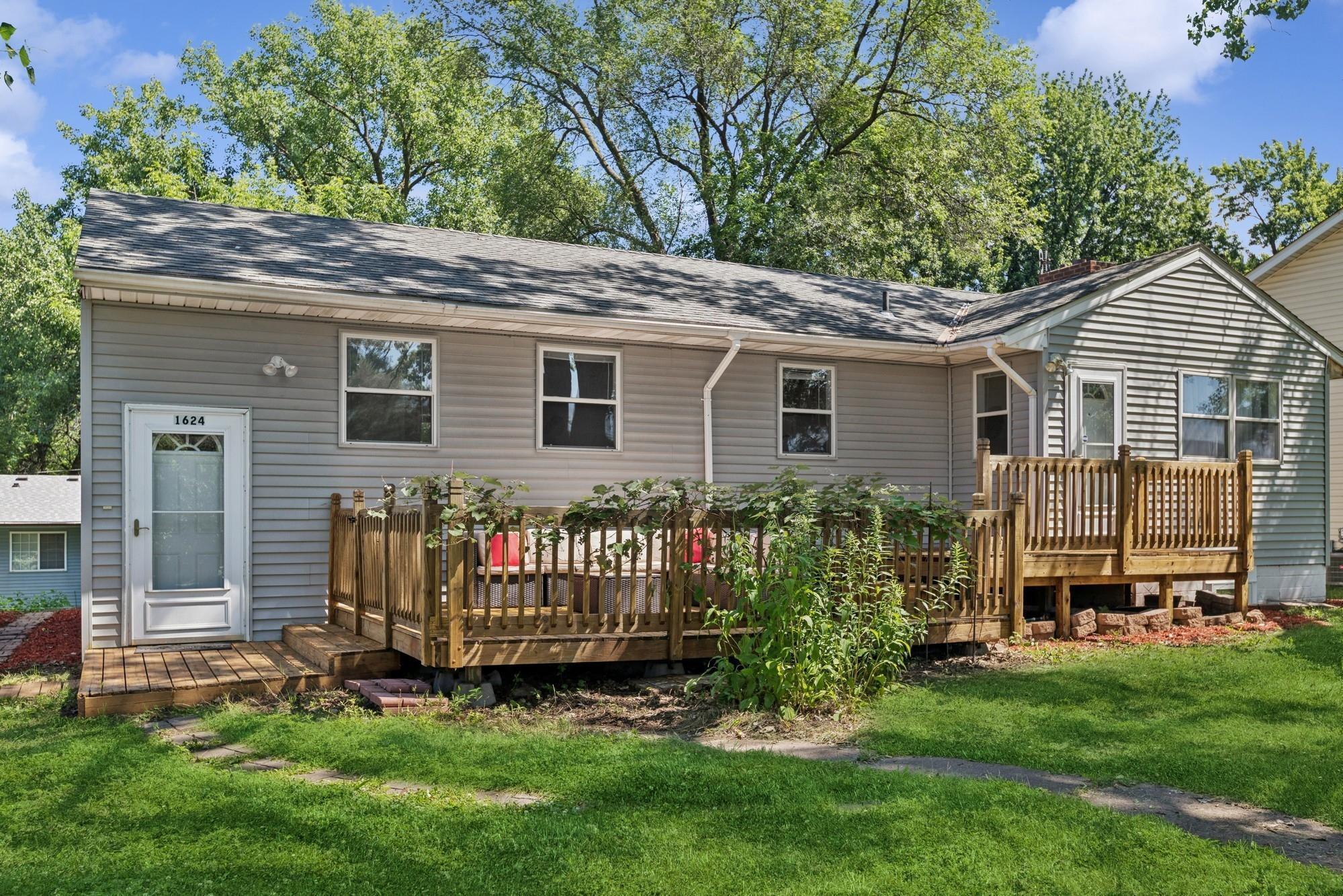 Property Photo: 1624 Old Hudson Road MN 55106