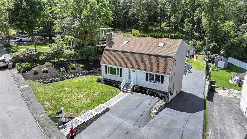 Property Photo: 21 Sylvanus Wood Lane MA 01801