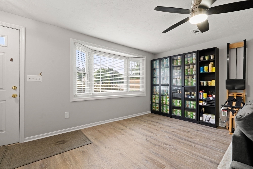 Property Photo:  728 Auburn St H2  MA 02382 