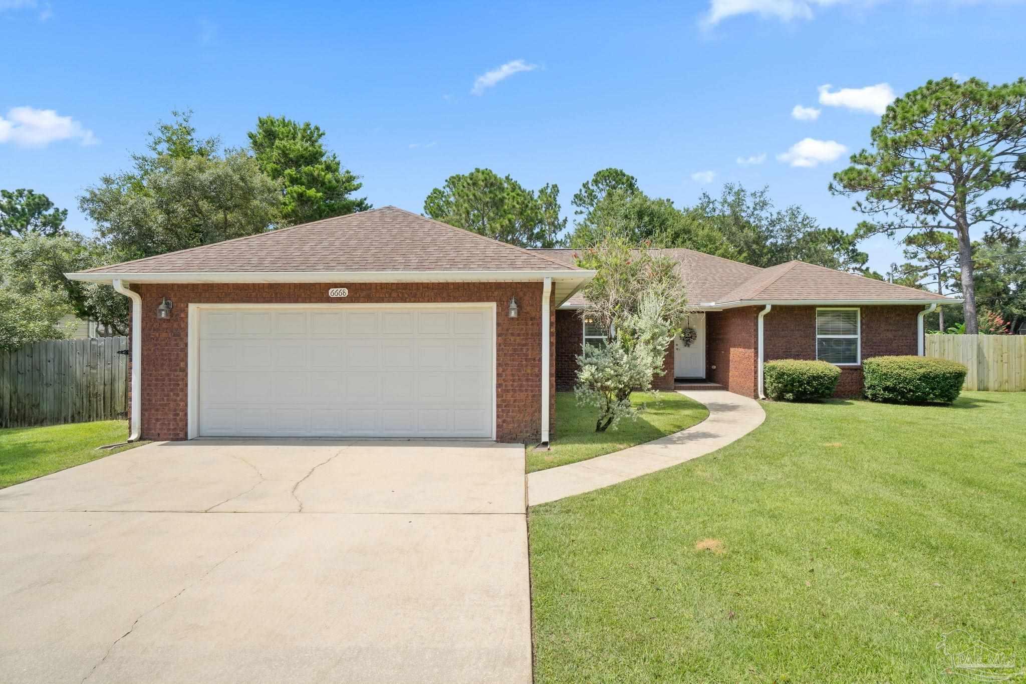 Property Photo: 6668 Britt Rd FL 32566