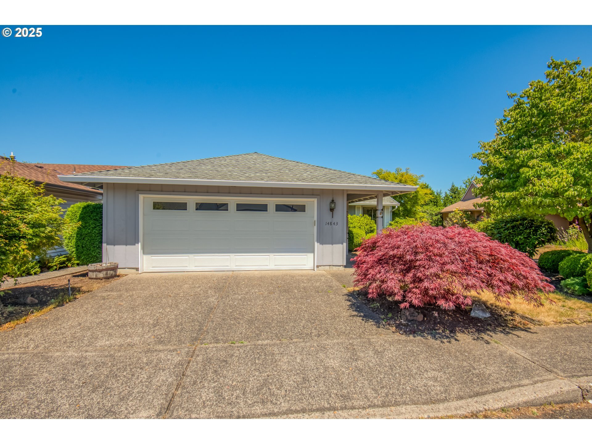 Property Photo: 14843 NE Tillamook St OR 97230