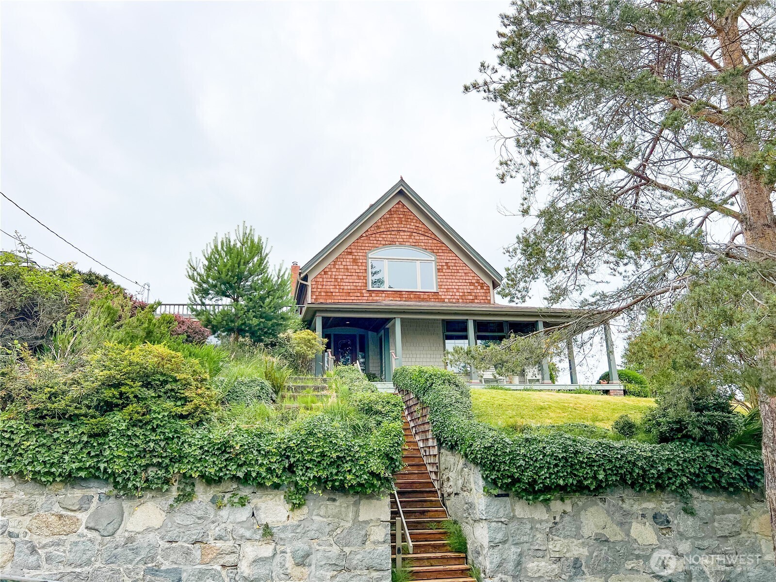 Property Photo:  405  Taylor Street  WA 98368 