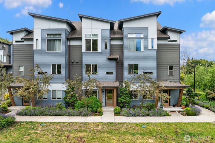 Property Photo: 1910 Riva Lane NW WA 98027