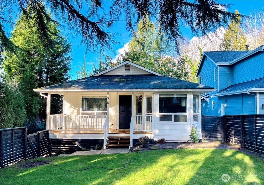 Property Photo: 516 2nd Avenue S WA 98033