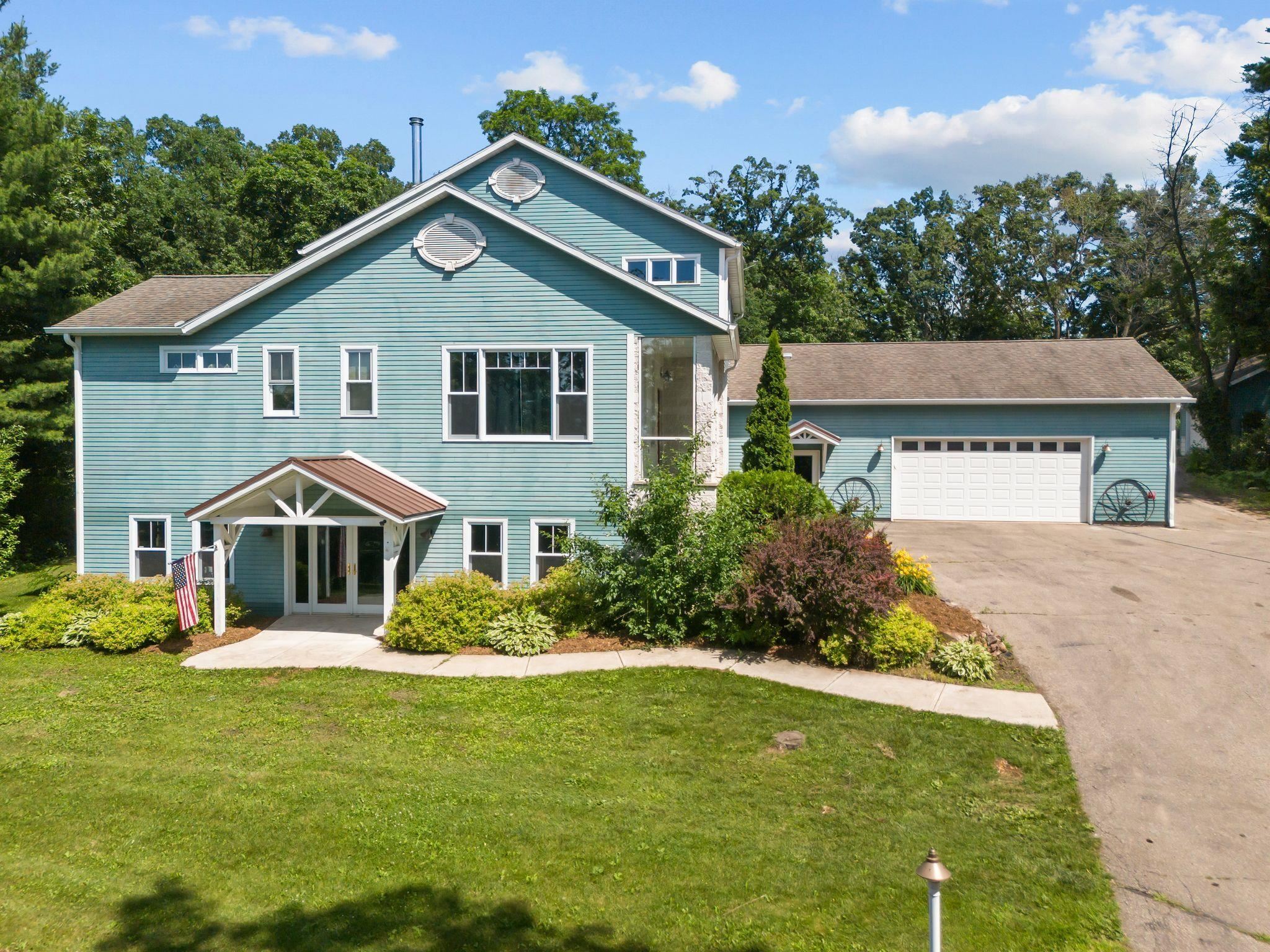 Property Photo: 500 Hillside Drive WI 54923