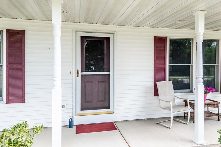 Property Photo: 1508 Cedarhurst Drive WI 54961-2299