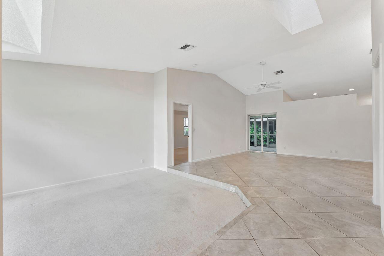 Property Photo:  5395 Pine Circle  FL 33067 