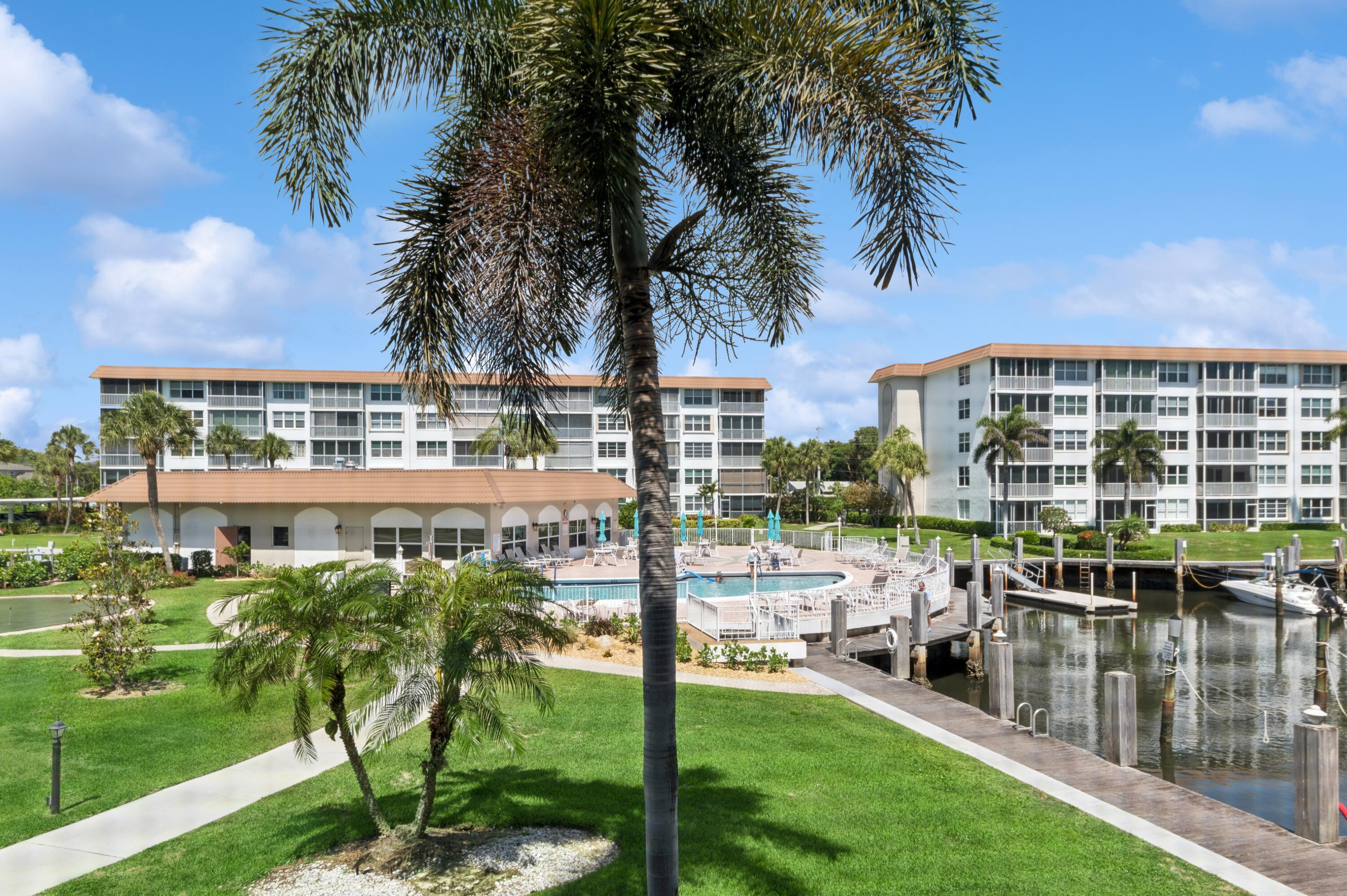 Property Photo:  911 Gardenia 252 Drive 252  FL 33483 