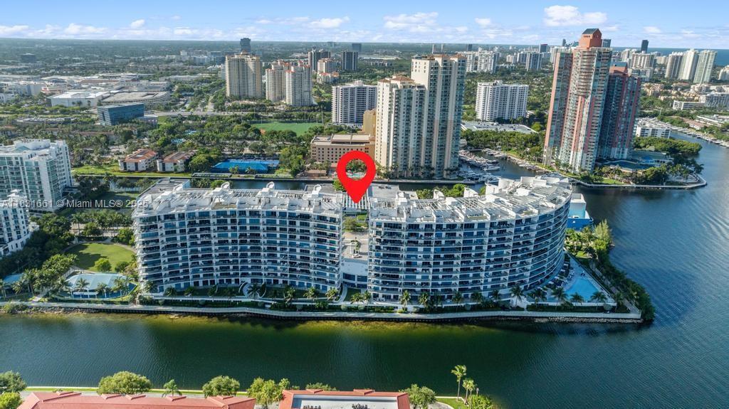 Property Photo: 3250 NE 188th St 904 FL 33180