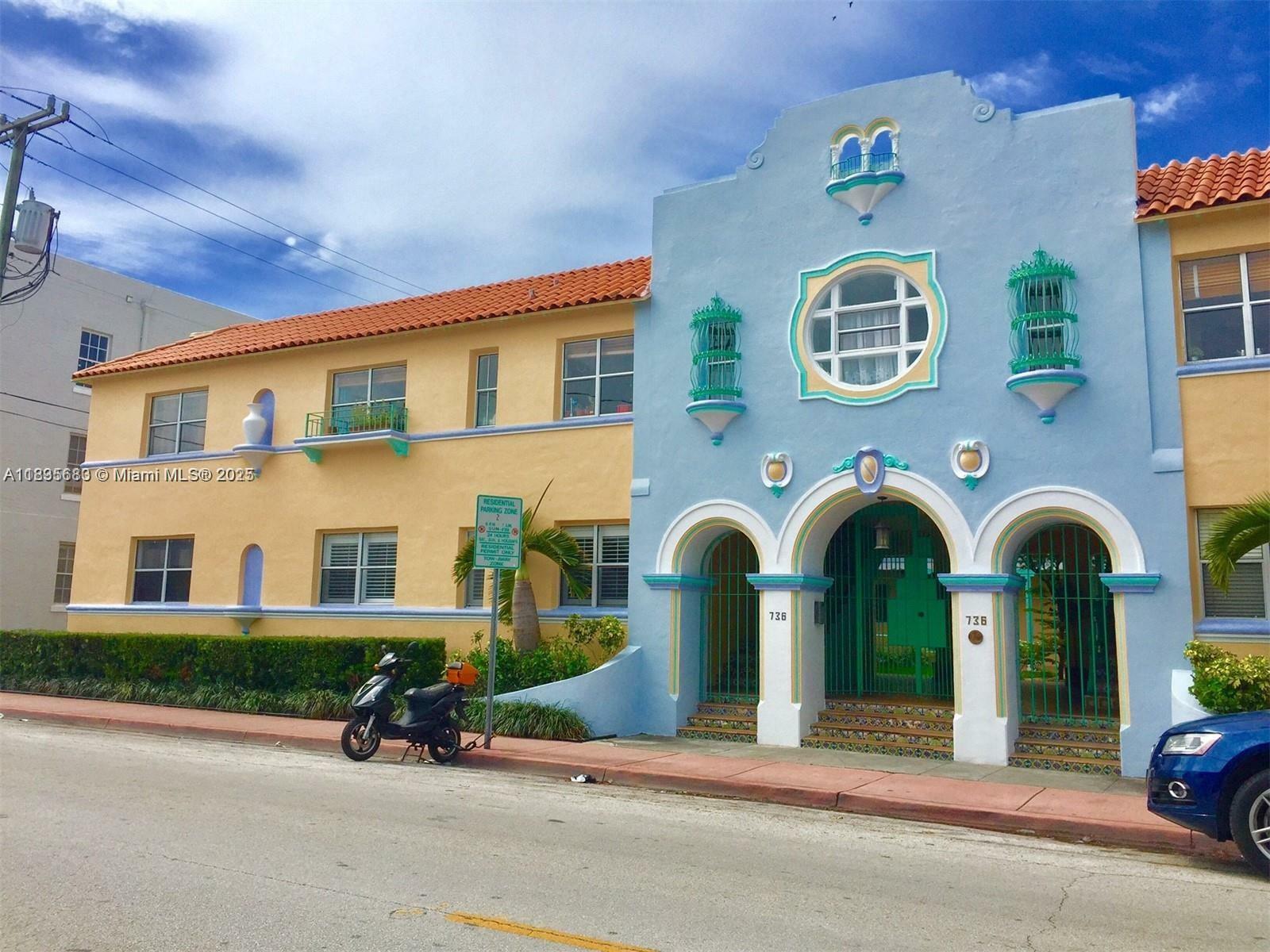 Property Photo: 736 13th St 104 FL 33139