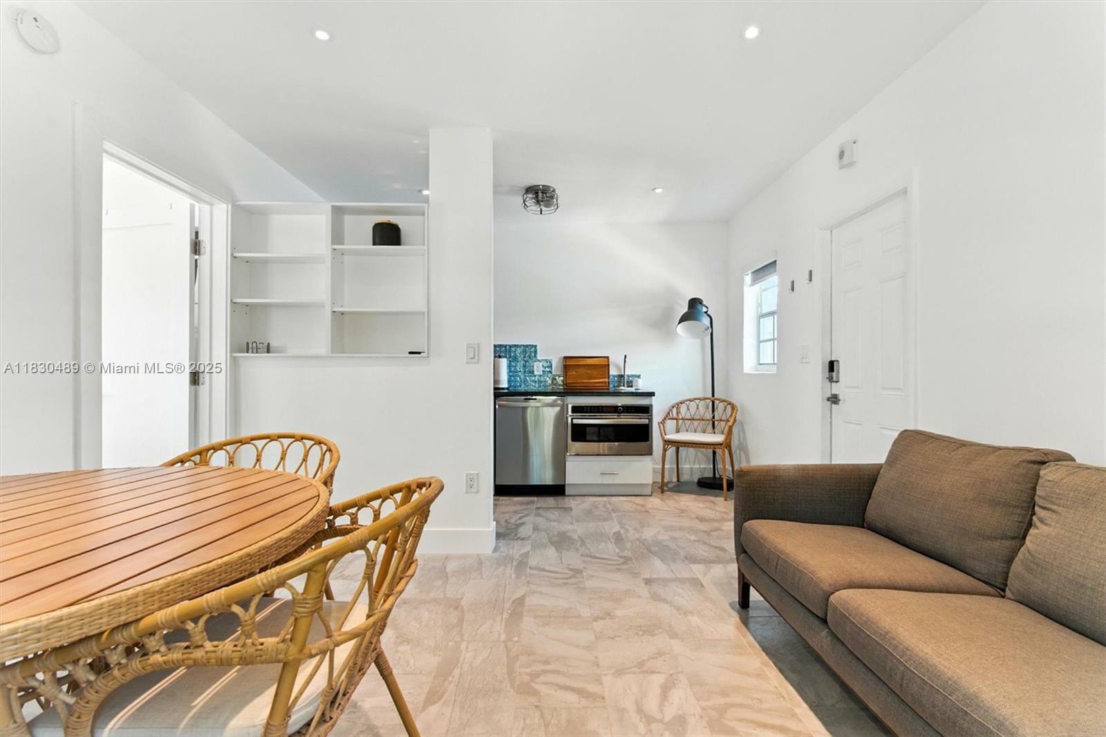 Property Photo: 3615 Thomas Ave 16 FL 33133
