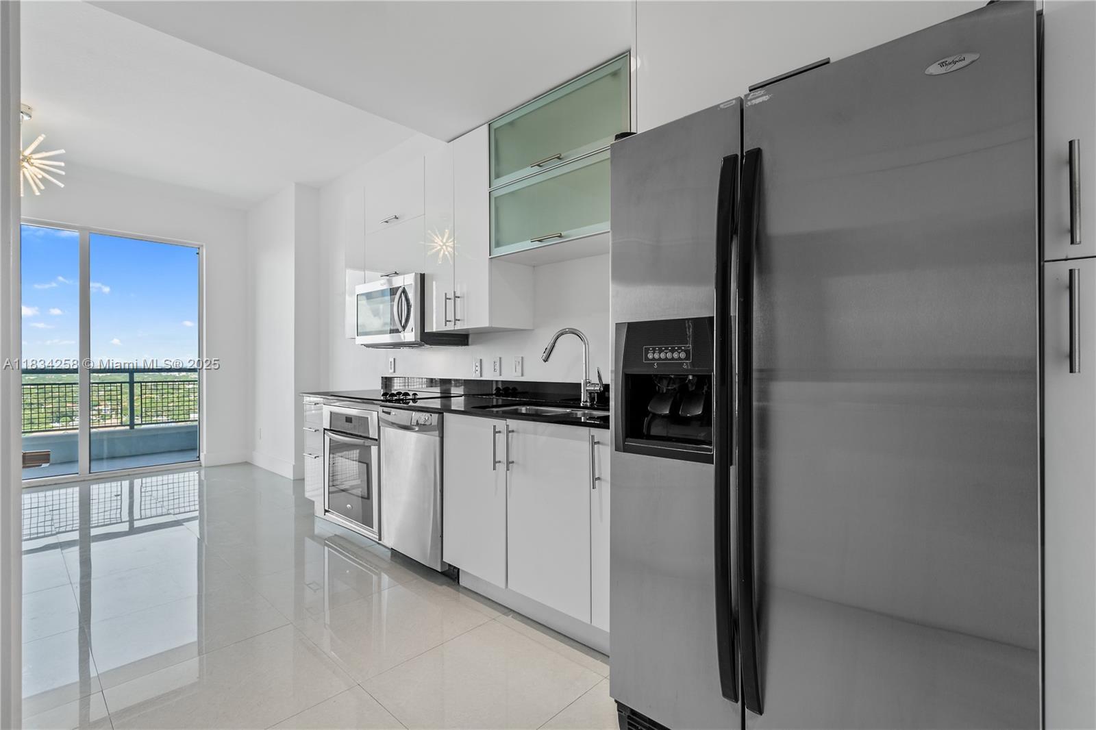 Property Photo: 60 SW 13th St 1805 FL 33130