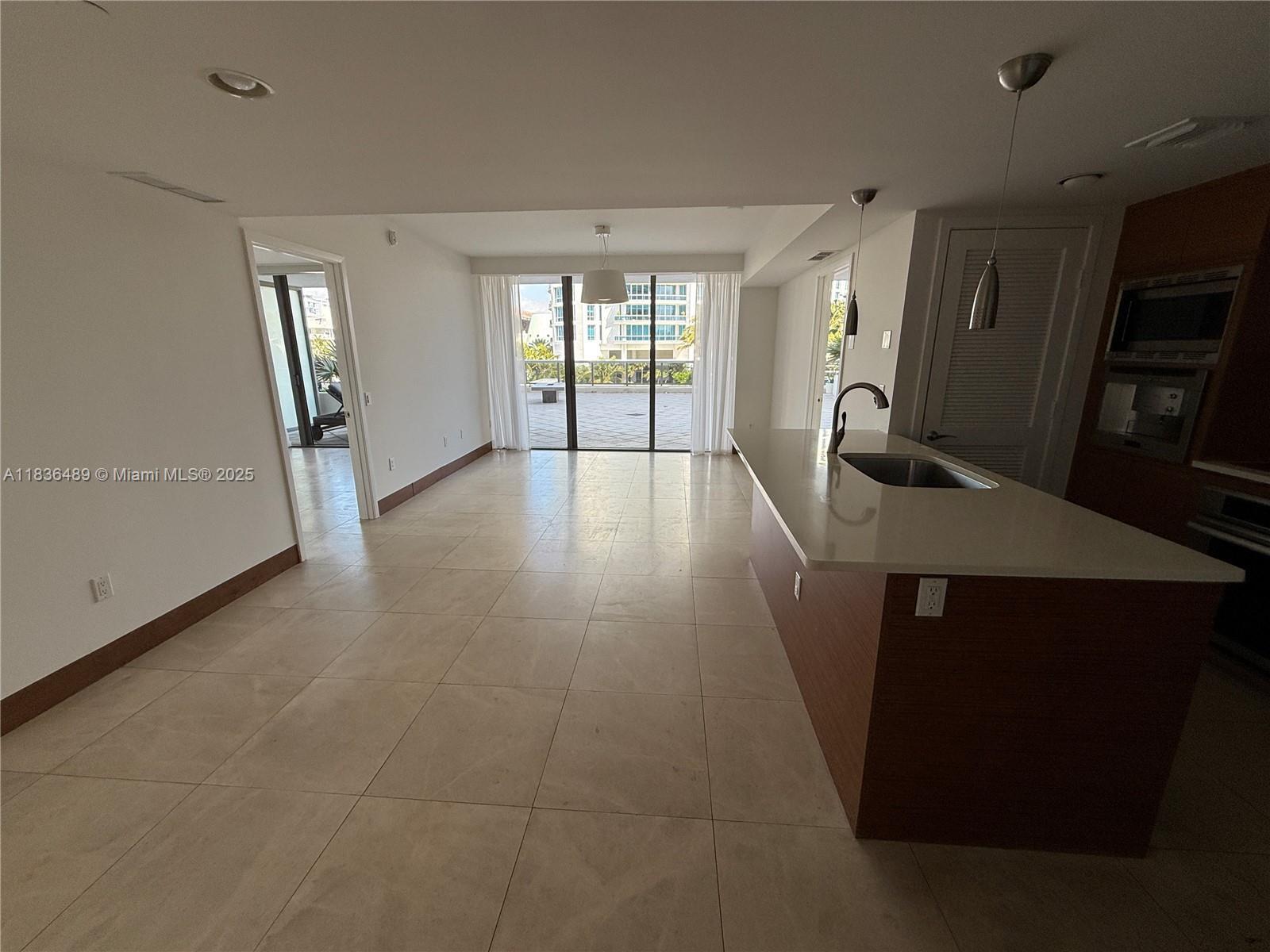 Property Photo: 5875 Collins Ave 505 FL 33140
