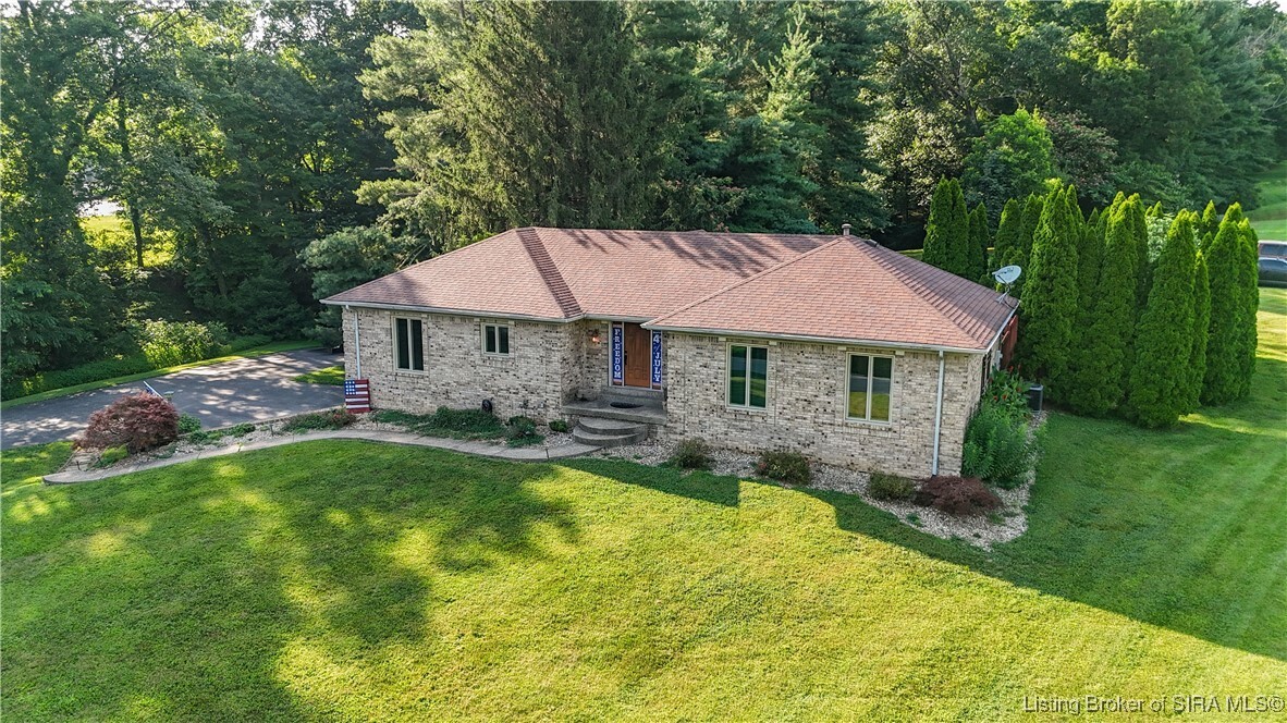 Property Photo: 5226 Buck Creek Road IN 47119