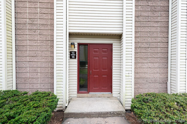 Property Photo: 254 Burgundy Hill Lane 254 CT 06457