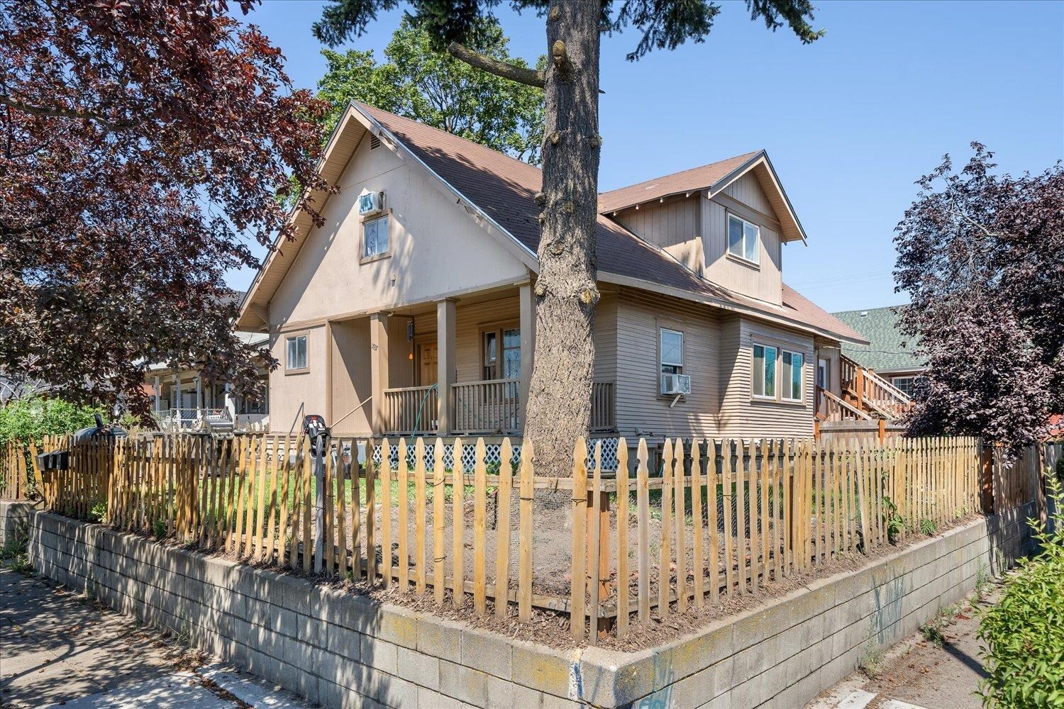 Property Photo: 2937 E Broad Ave WA 99217