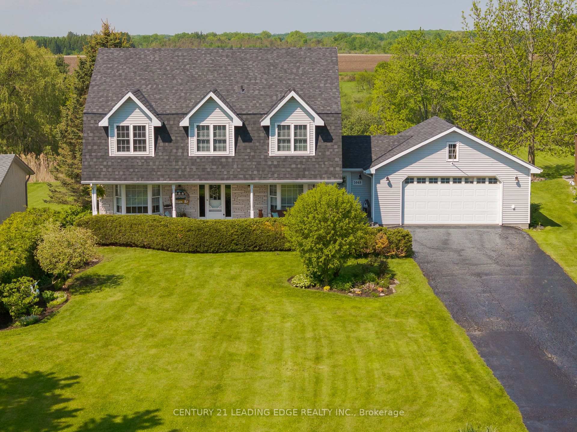 Photo de la propriété: 5048 William Street ON L1Y 1B2