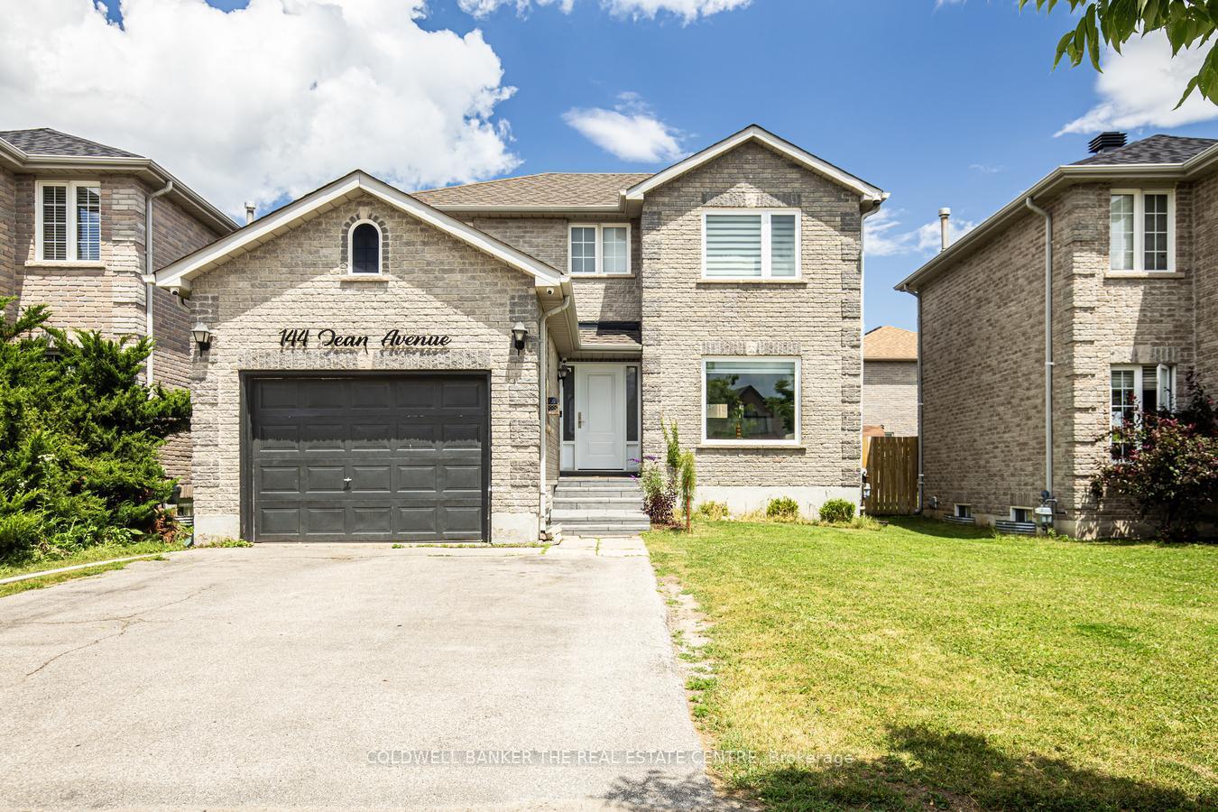 Property Photo: 144 Dean Avenue ON L4N 0V7