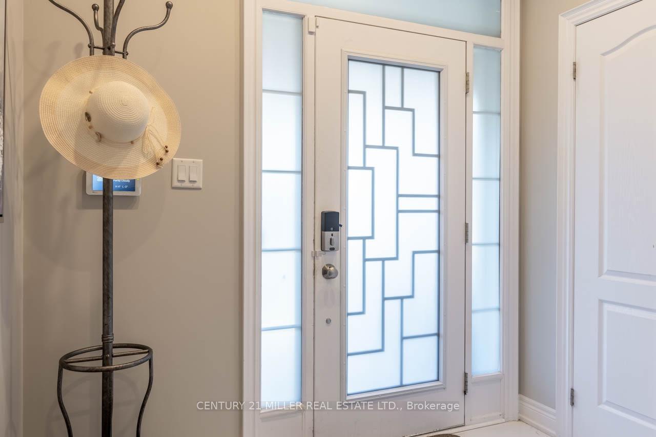 Property Photo: 1123 Hamman Way ON L9E 1K2