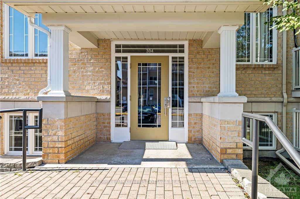 Property Photo: 304 Paseo Private 5 ON K2G 4N7