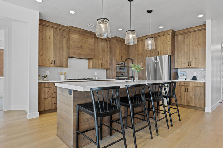 Property Photo:  575 S 1800 W  UT 84737 