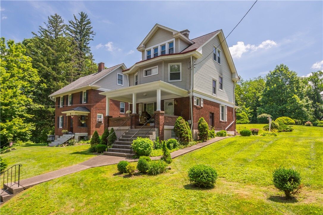 Property Photo:  7 Walnut Ave  PA 15106 
