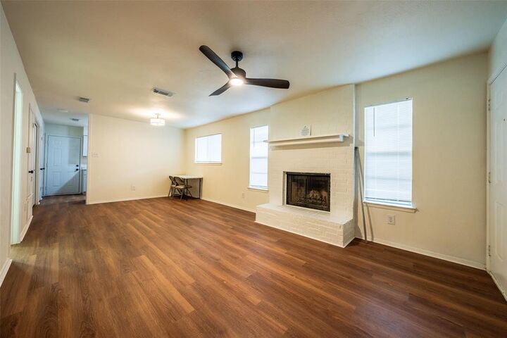 Property Photo: 5708 Spoke Court B TX 78744