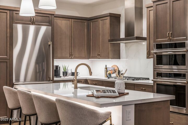 5250 E Deer Valley Drive 439  Phoenix AZ 85054 photo