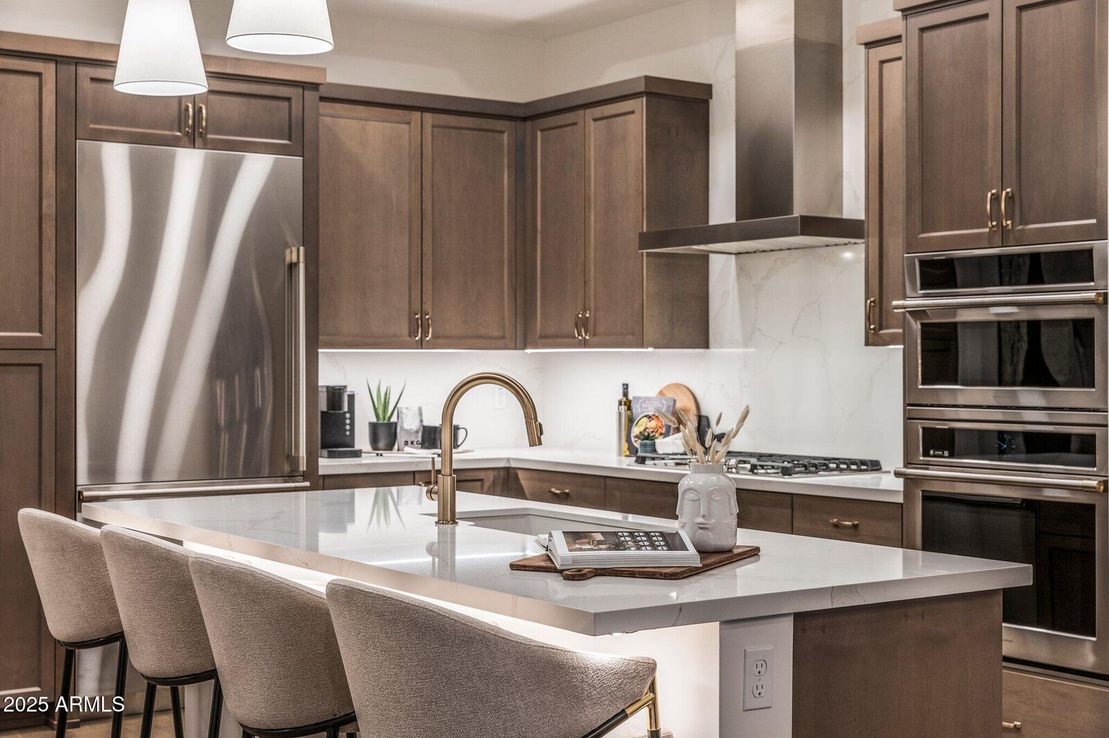 Property Photo:  5250 E Deer Valley Drive 439  AZ 85054 