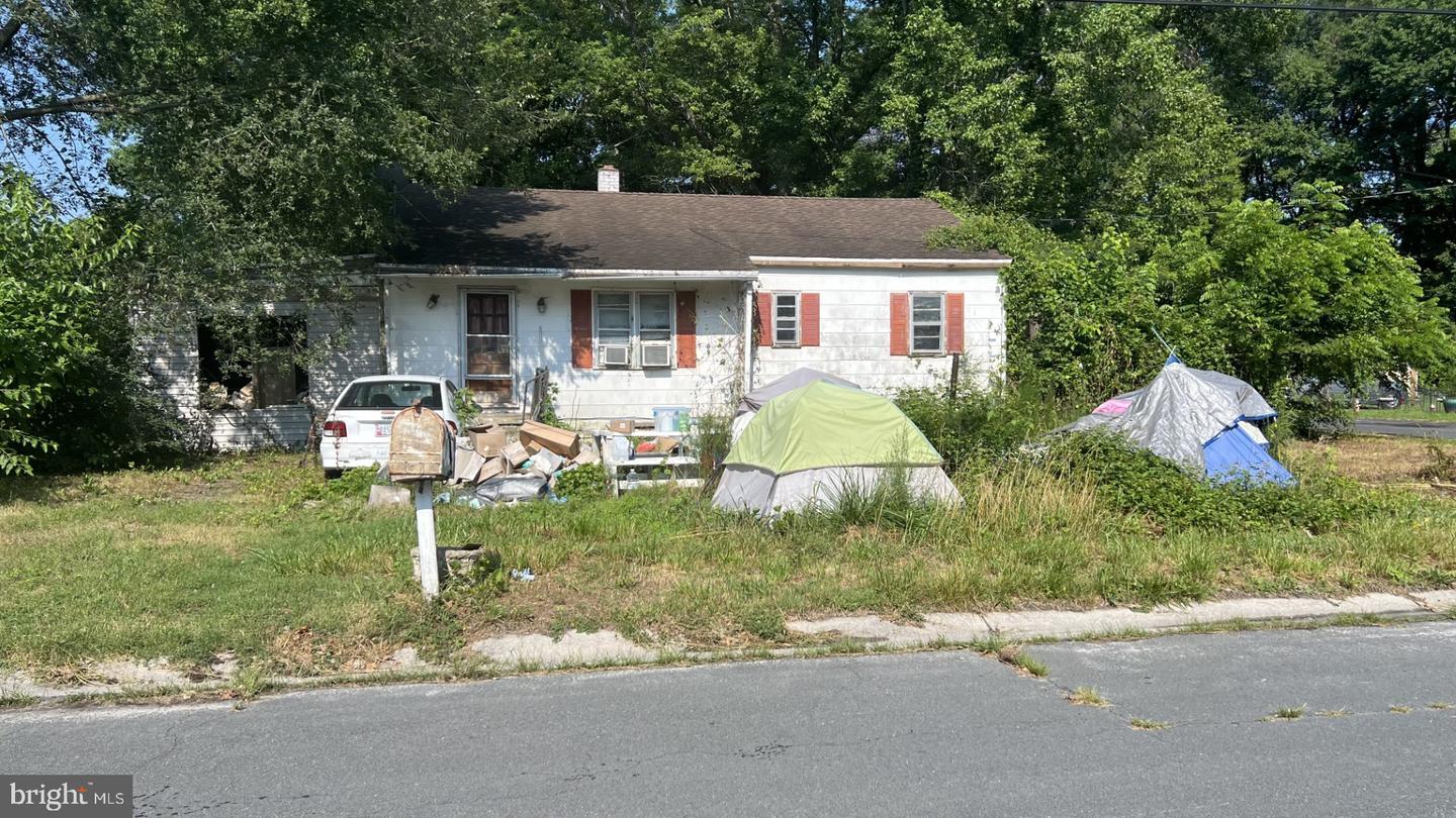 Property Photo: 506 Woodcrest Avenue MD 21804