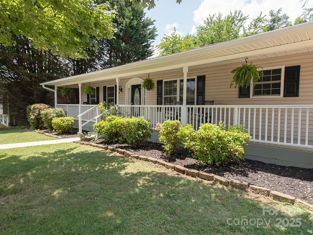 Property Photo:  35 Sydney Lane  NC 28806 