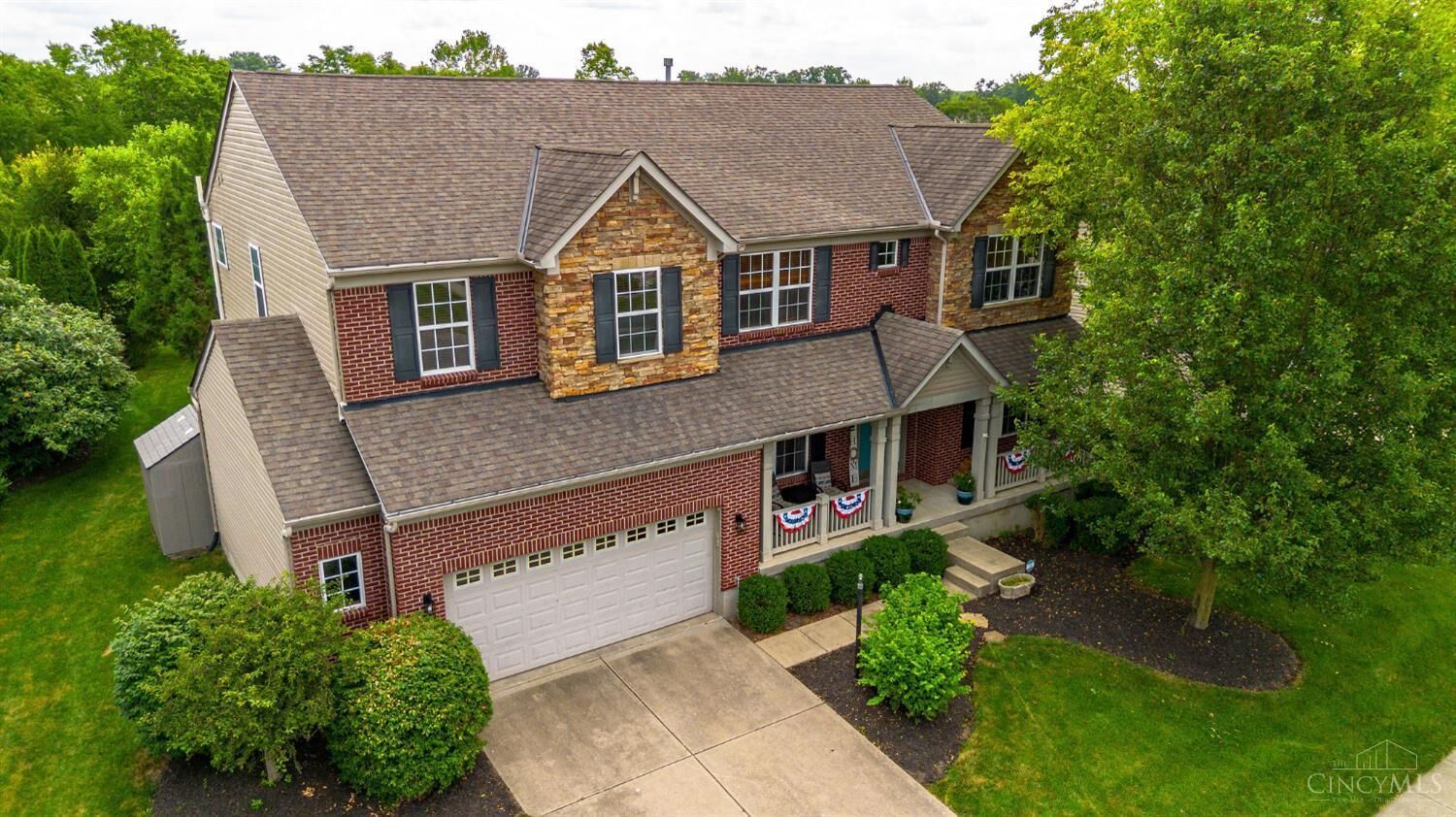 Property Photo: 1820 Meadowsweet Drive OH 45036