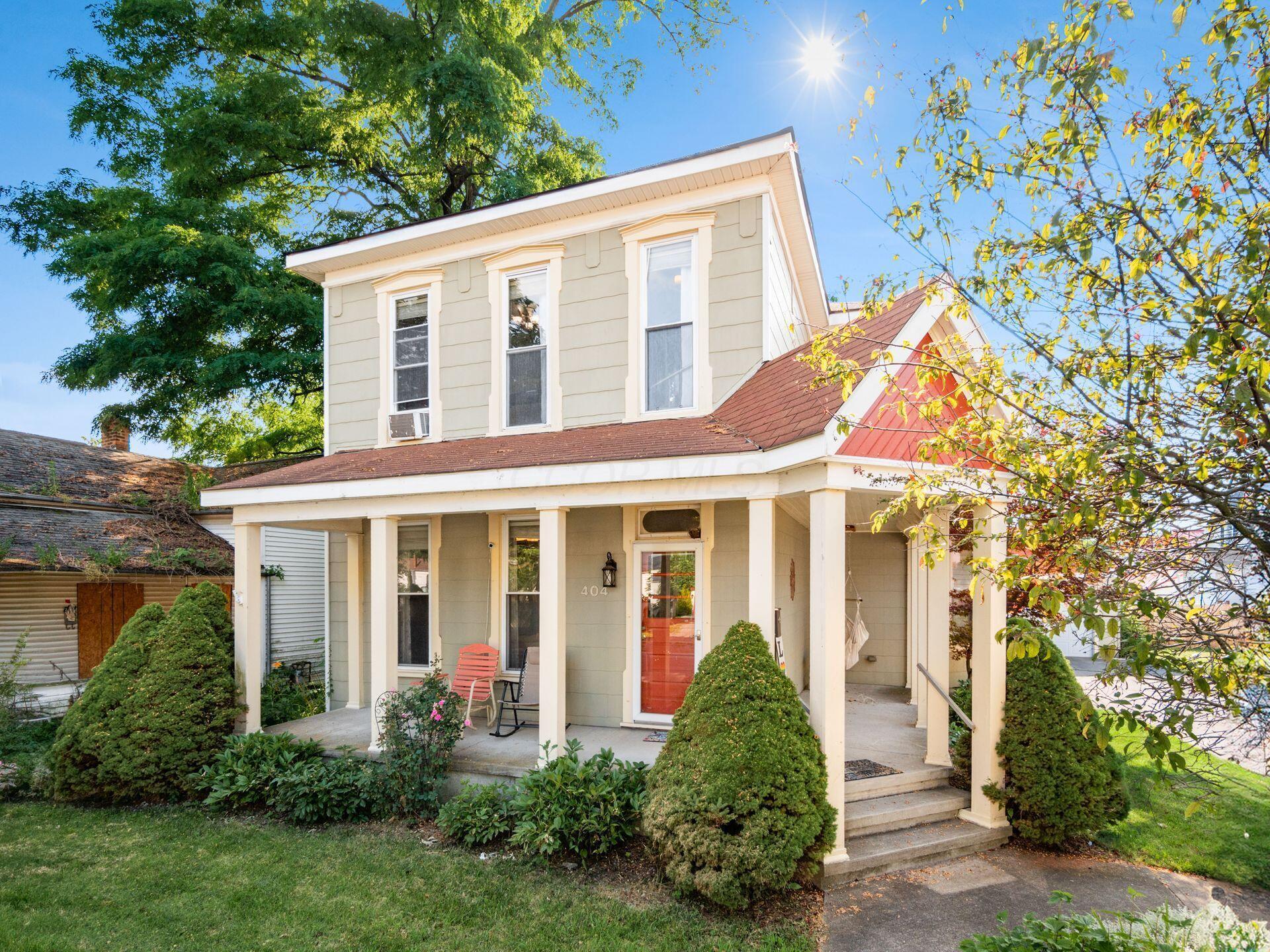Property Photo:  404 S Detroit Street  OH 43311 