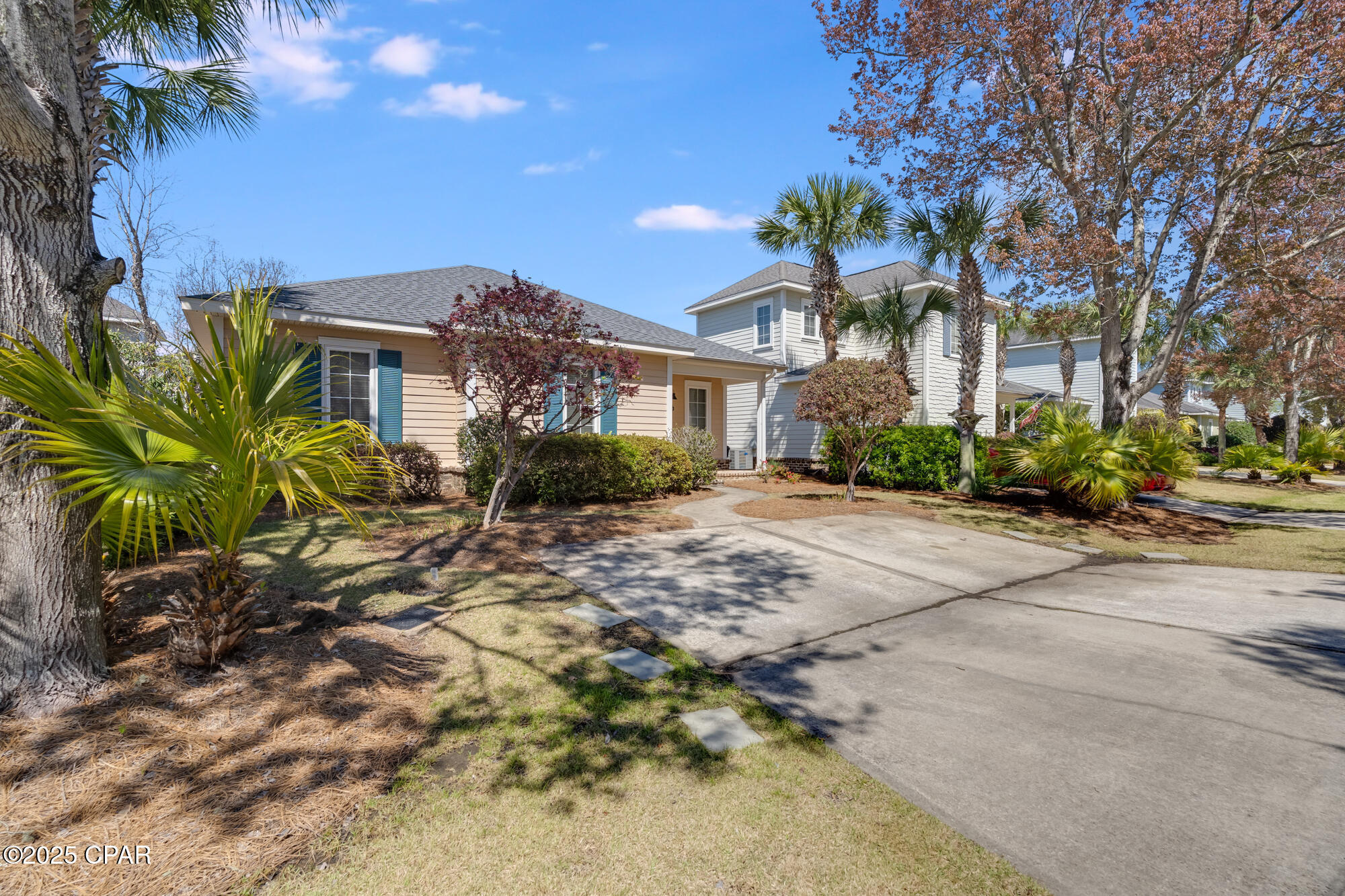 Property Photo: 174 S Zander Way FL 32459