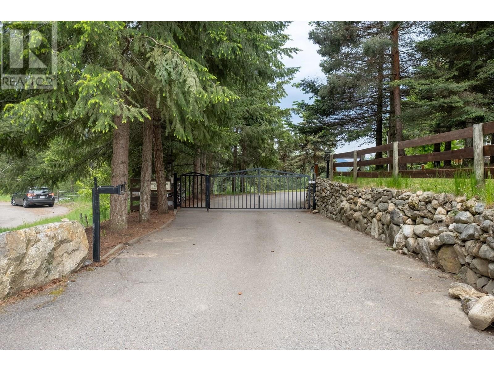 Property Photo: 5700 Ranch Road BC V1B 3J9