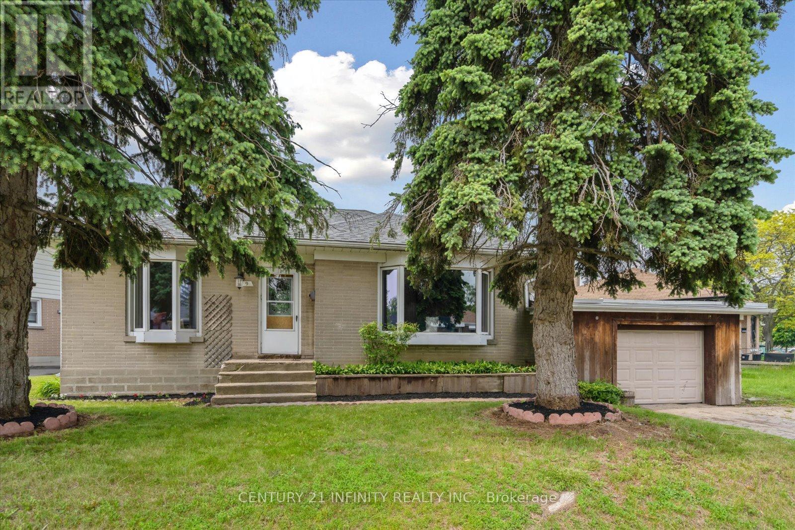 Property Photo: 9 Forest Road ON L1S 2N2