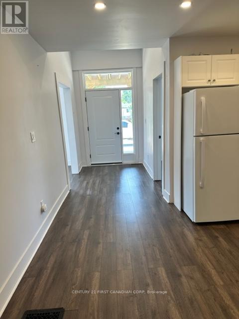 Photo de la propriété: 59 Maitland Terrace ON N7G 1L2