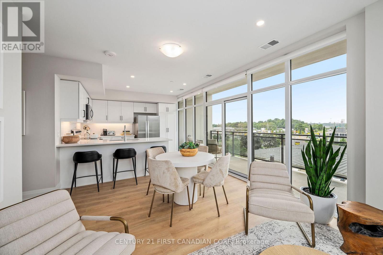 Photo de la propriété: 4286 East King Street 606 ON N2P 2E9