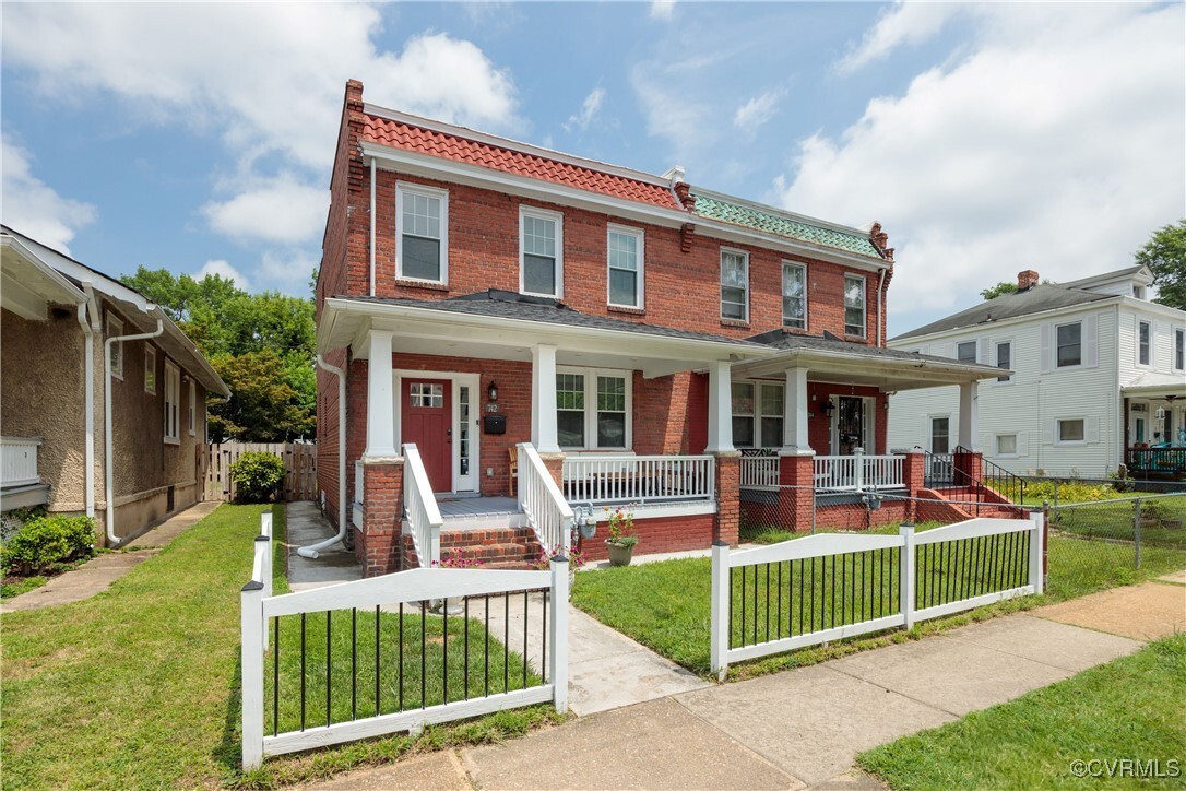 Property Photo: 742 Arnold Avenue VA 23222
