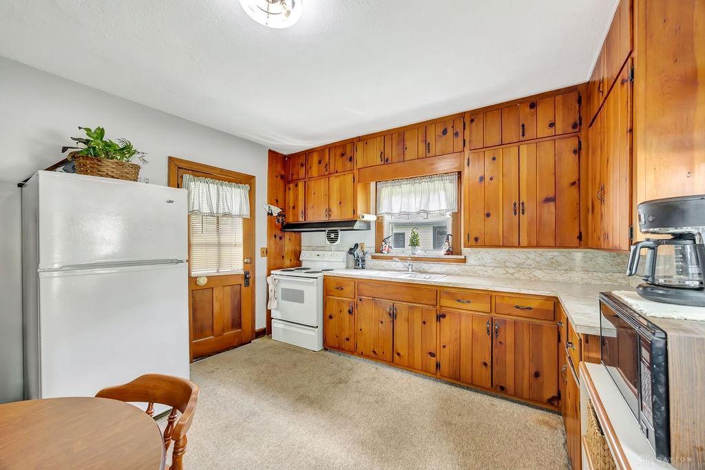 Property Photo:  677 Ridgewood Avenue  OH 45013 